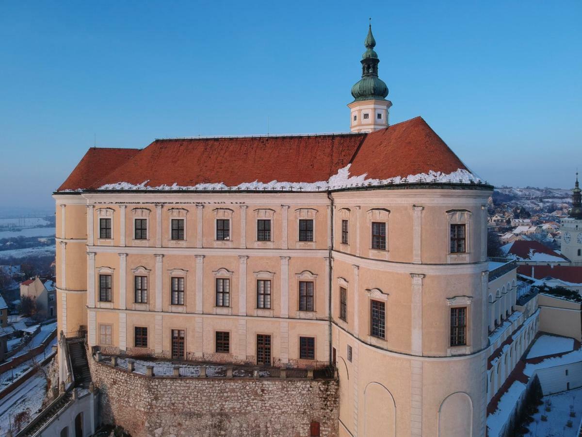 Penzion U Zabaka Mikulov Exterior photo